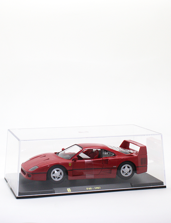 Ferrari Testarossa - 1984 Die Cast Escala 1:24 Bburago, Salvat FER006